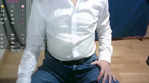 Snapshot of omar87ram chatting on March 8, 9:29 pm Omar online show from March 8, 9:29 pm