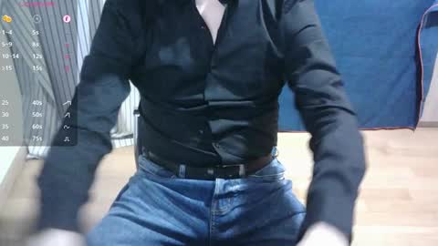 Snapshot of omar87ram chatting on March 4, 8:05 pm Omar online show from March 4, 8:05 pm