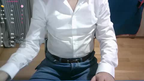 Snapshot of omar87ram chatting on October 31, 10:57 pm Omar online show from October 31, 10:57 pm