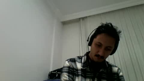 omy pm me online show from December 28, 6:18 pm