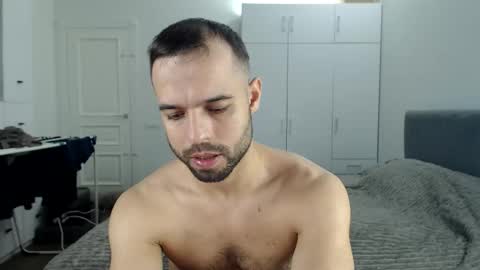 onebestlover online show from November 10, 11:26 am