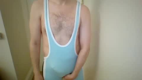 onesie1boy online show from May 26, 1:40 pm