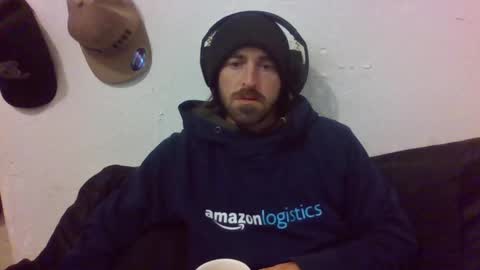 Snapshot of oniyoshiken chatting on October 6, 6:45 pm oniyoshiken online show from October 6, 6:45 pm