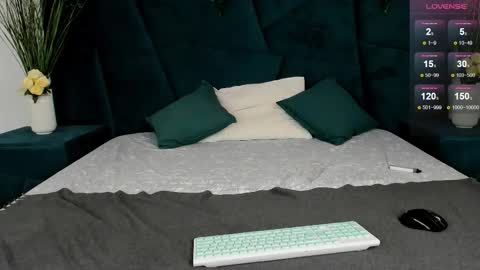 Erick  online show from November 16, 12:40 pm