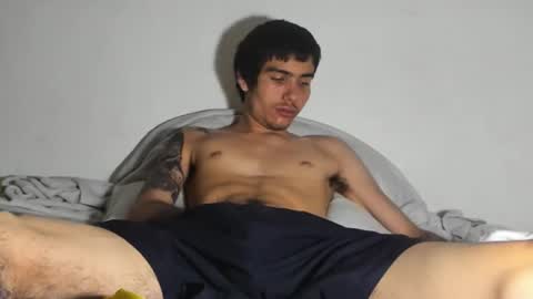 onzas_ online show from March 4, 9:00 pm