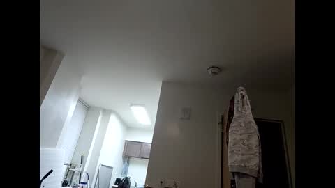 Snapshot of opalockajoe chatting on December 17, 7:07 am TsJojo online show from December 17, 7:07 am