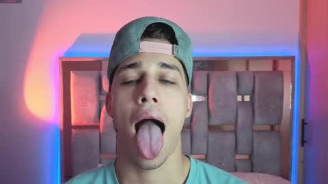 Orionblaze 69  online show from April 11, 2:19 am