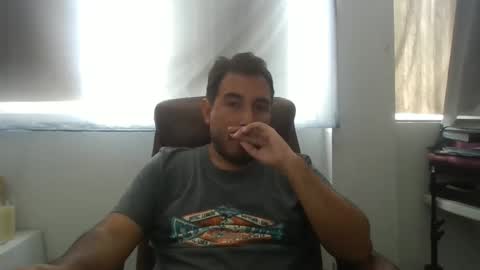 Snapshot of oscaryn_martell chatting on March 8, 6:24 pm oscaryn_martell online show from March 8, 6:24 pm