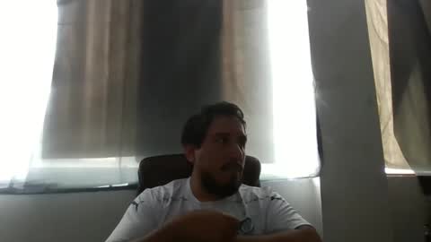 Snapshot of oscaryn_martell chatting on January 13, 2:11 pm oscaryn_martell online show from January 13, 2:11 pm