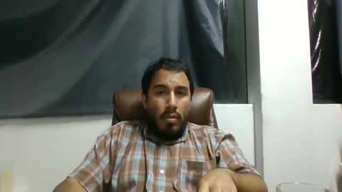 Snapshot of oscaryn_martell chatting on December 27, 4:47 am oscaryn_martell online show from December 27, 4:47 am