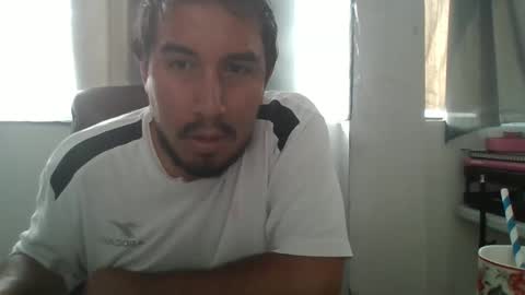 Snapshot of oscaryn_martell chatting on January 27, 12:58 pm oscaryn_martell online show from January 27, 12:58 pm