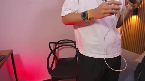 Otto Andrew online show from March 25, 3:32 am