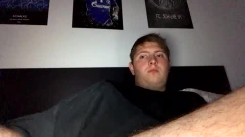 outflayd online show from November 26, 12:13 am