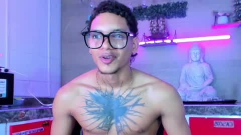 owen blaze online show from May 25, 3:56 am
