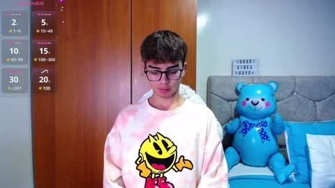 Owen  Independent model  online show from January 17, 12:10 am