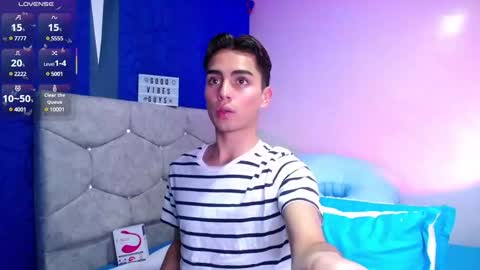 Owen  Independent model  online show from March 2, 6:16 am