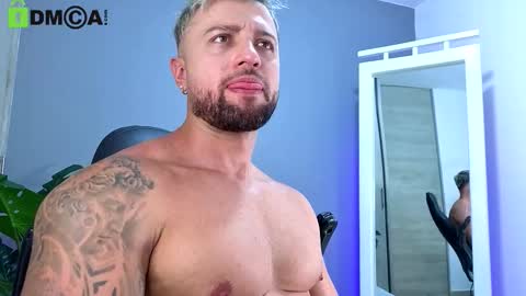 Maximus Owen online show from March 19, 5:49 pm