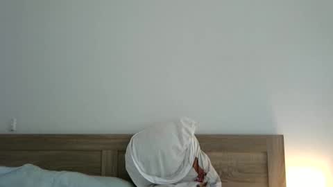 Brian online show from November 8, 4:15 am