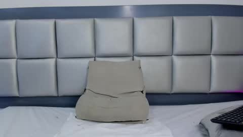 Javi    online show from March 21, 10:58 pm