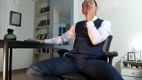 pablo rincon95 online show from June 10, 11:34 am