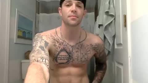 palmflacco online show from February 1, 3:08 am