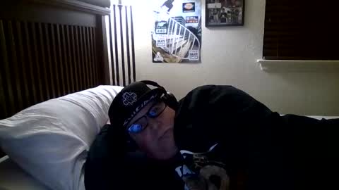 panos online show from April 21, 6:52 am