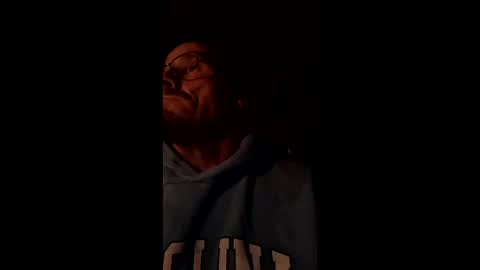 papabearof2 online show from April 13, 4:35 am