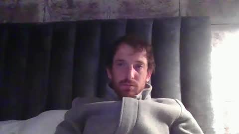 papi_chul0420 online show from March 9, 5:55 am