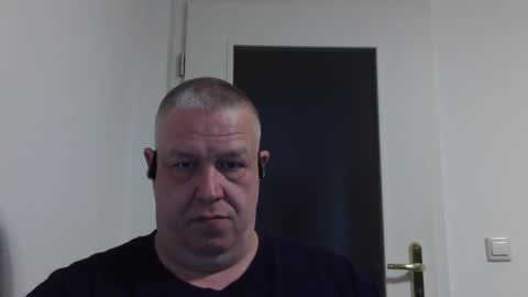 para3214 online show from May 5, 3:57 pm