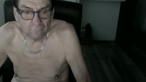 Bob online show from May 12, 3:37 am