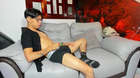 patrick 19 bottom---- ander 18 top online show from February 21, 9:49 pm