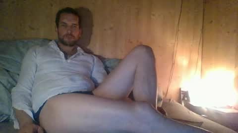 paueriwan online show from March 12, 8:49 pm