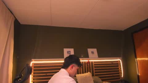 Paul online show from March 3, 12:32 pm