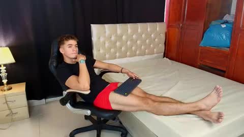 Paull George online show from March 3, 3:30 pm