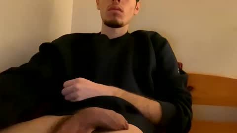 paul_girthy online show from December 5, 11:12 pm