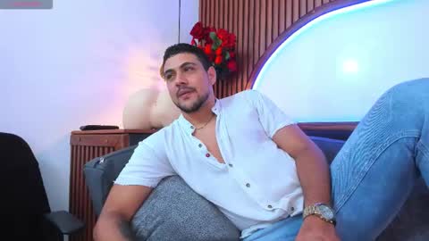 Paul Rivera online show from November 20, 1:05 am