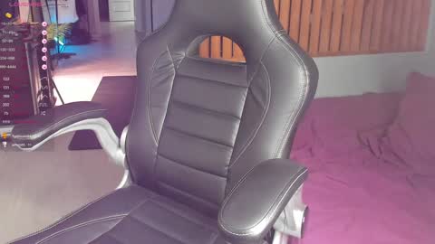 Paul online show from December 13, 9:47 am