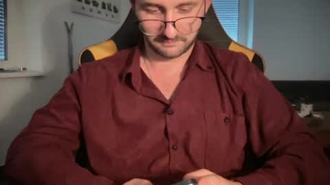 love bush online show from July 27, 3:19 pm