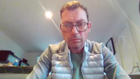 pchittt online show from March 8, 3:05 pm