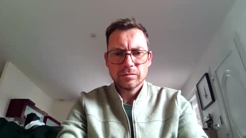 pchittt online show from March 15, 1:29 pm