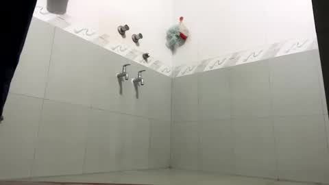 pencilchor online show from January 1, 1:16 pm