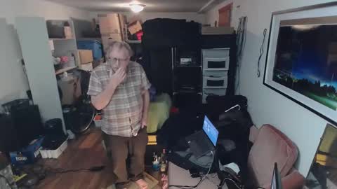 monkeydog online show from April 28, 7:24 am