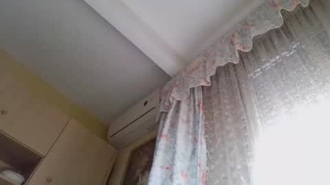 perales_12345 online show from September 13, 10:27 am