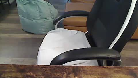 perfecto1957 online show from September 21, 4:07 pm