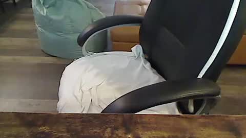 perfecto1957 online show from October 16, 3:09 pm