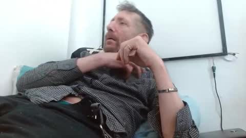 pgrower online show from April 18, 8:09 pm