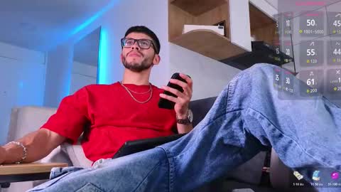 phantom_bigger1 online show from November 6, 2:31 pm