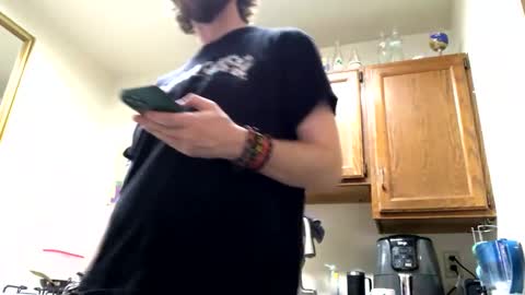 Phil online show from January 4, 1:21 am