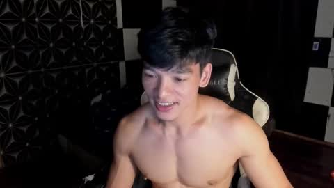 AJ online show from December 19, 10:34 am