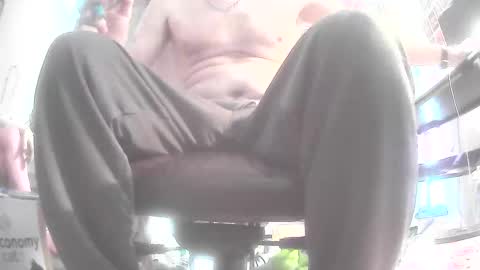 pierre1705 online show from April 11, 12:31 pm